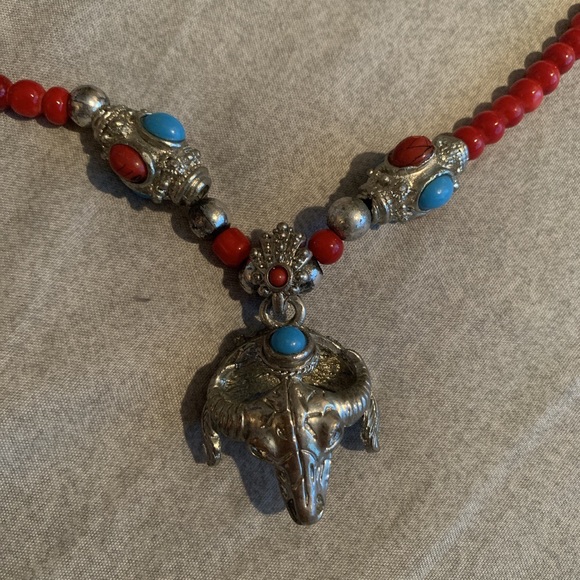 Unique necklace - Picture 2 of 2